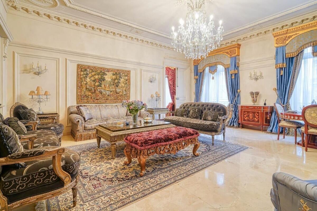Apartment Napoleon Champs Elysees Paris