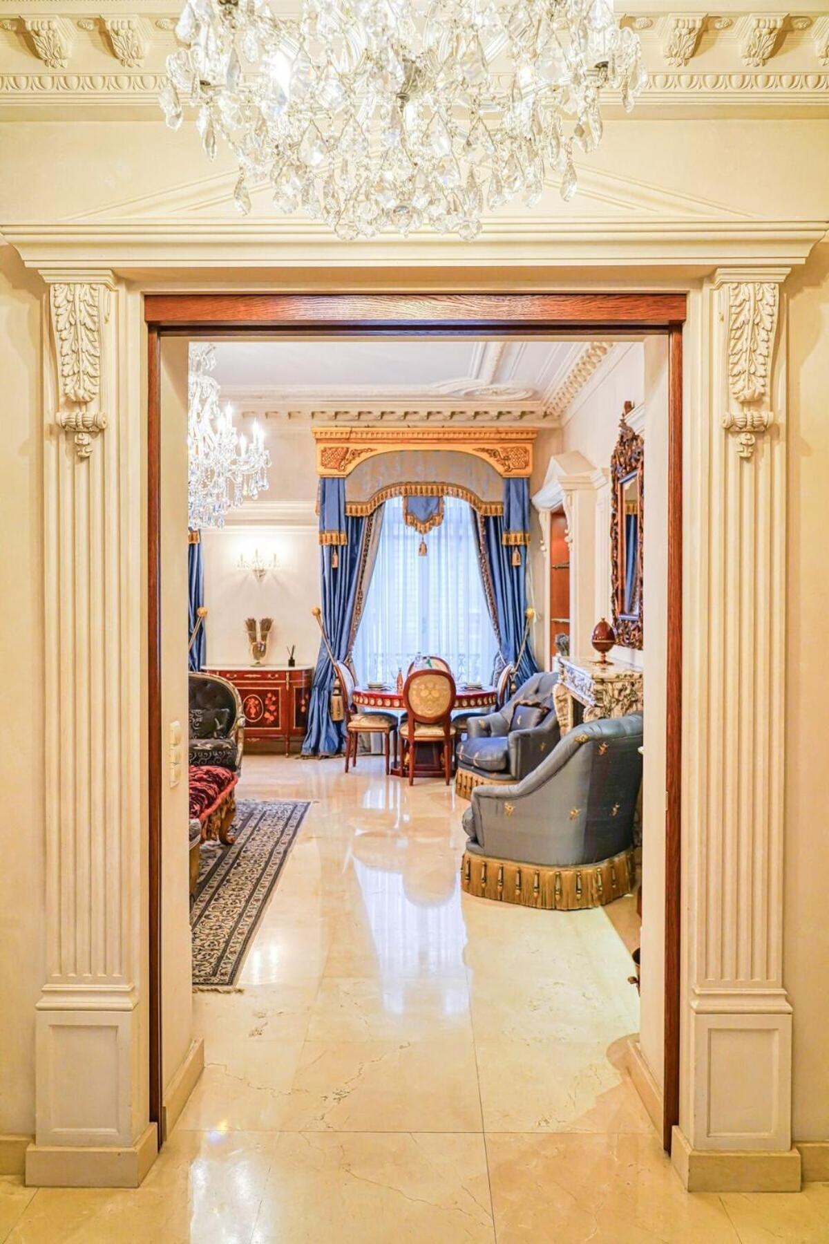 Napoleon Champs Elysees Apartment Paris